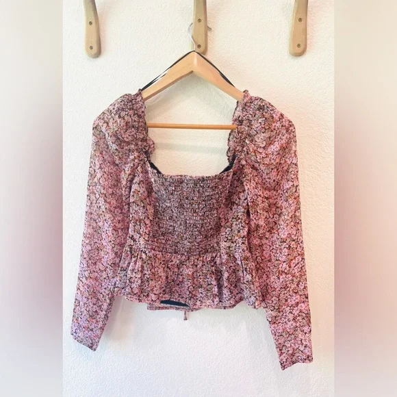 ASTR THE LABEL Toni Top in Black/Pink Floral Size XS - Picture 3 of 4